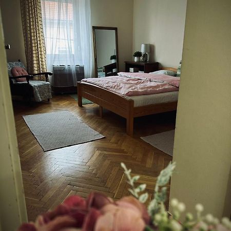 Taban Apartman Печ Экстерьер фото